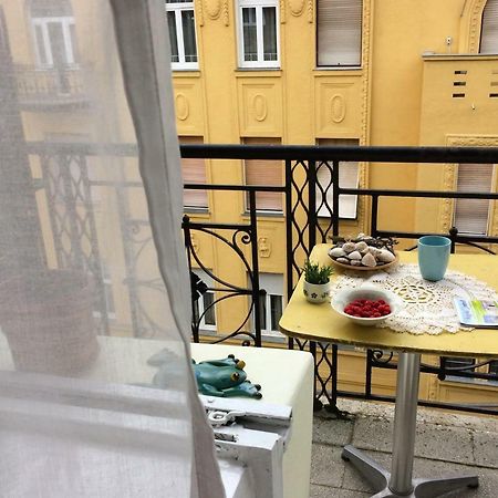 Rakoczi Central Apartment Budapest Ngoại thất bức ảnh